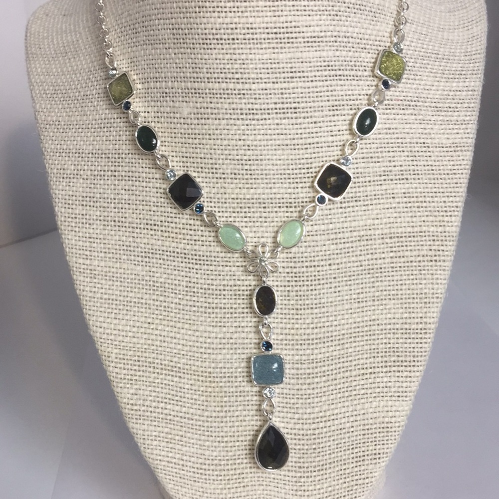 Drop necklace silver tone with resin gemstones